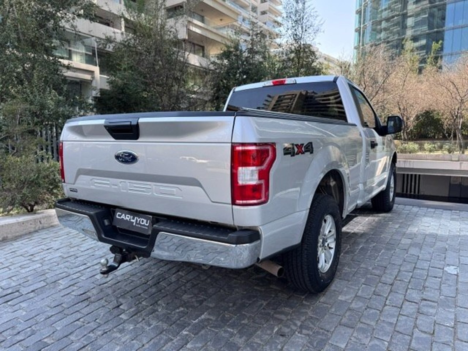 Ford F-150 XLT CABINA SIMPLE 4X4 2019 - Foto 4 de 10