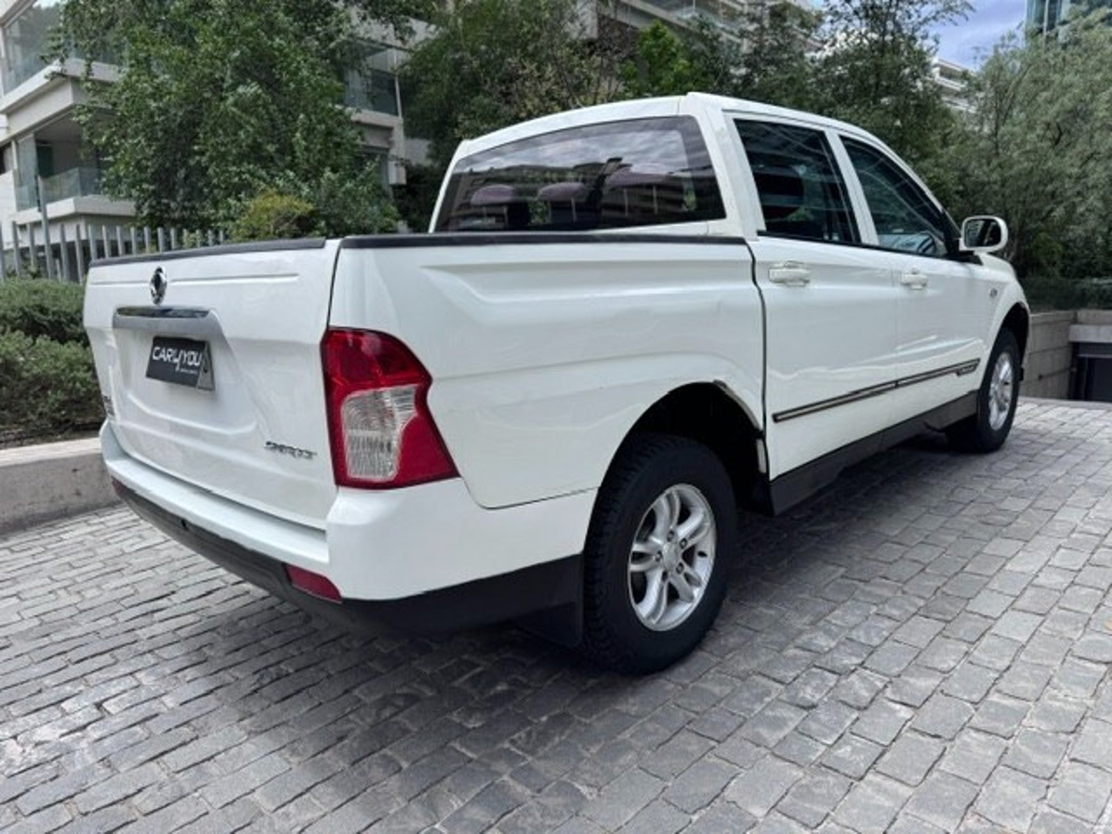 SsangYong ACTYON SPORTS DIESEL 2018 - Foto 4 de 10