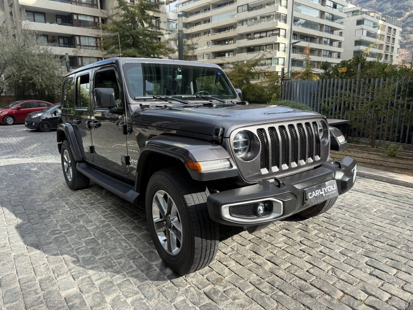 JEEP WRANGLER SAHARA 2019 - Imagen 3 de 10
