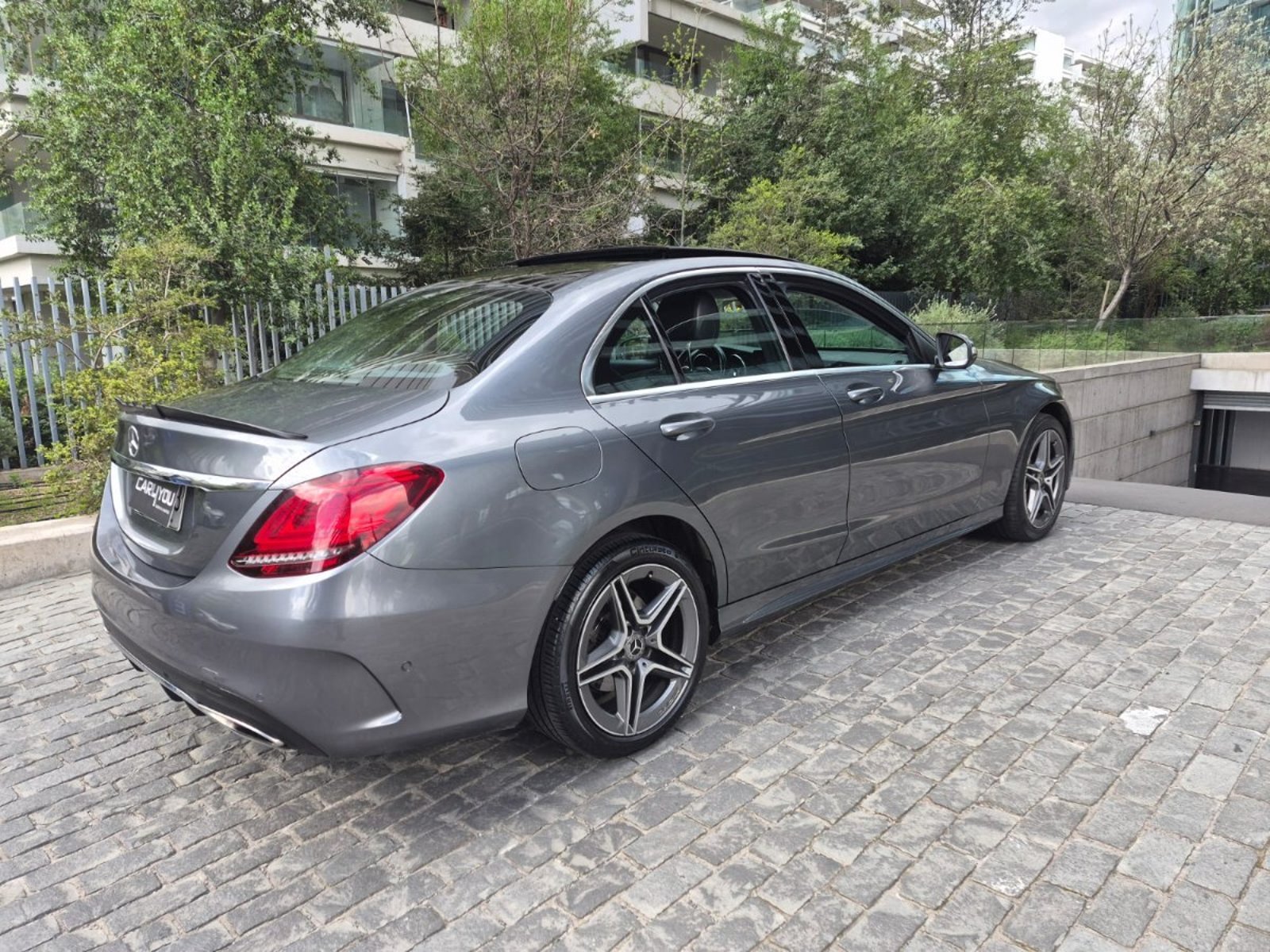 Mercedes-Benz C200 LOOK AMG 2019 - Foto 5 de 10