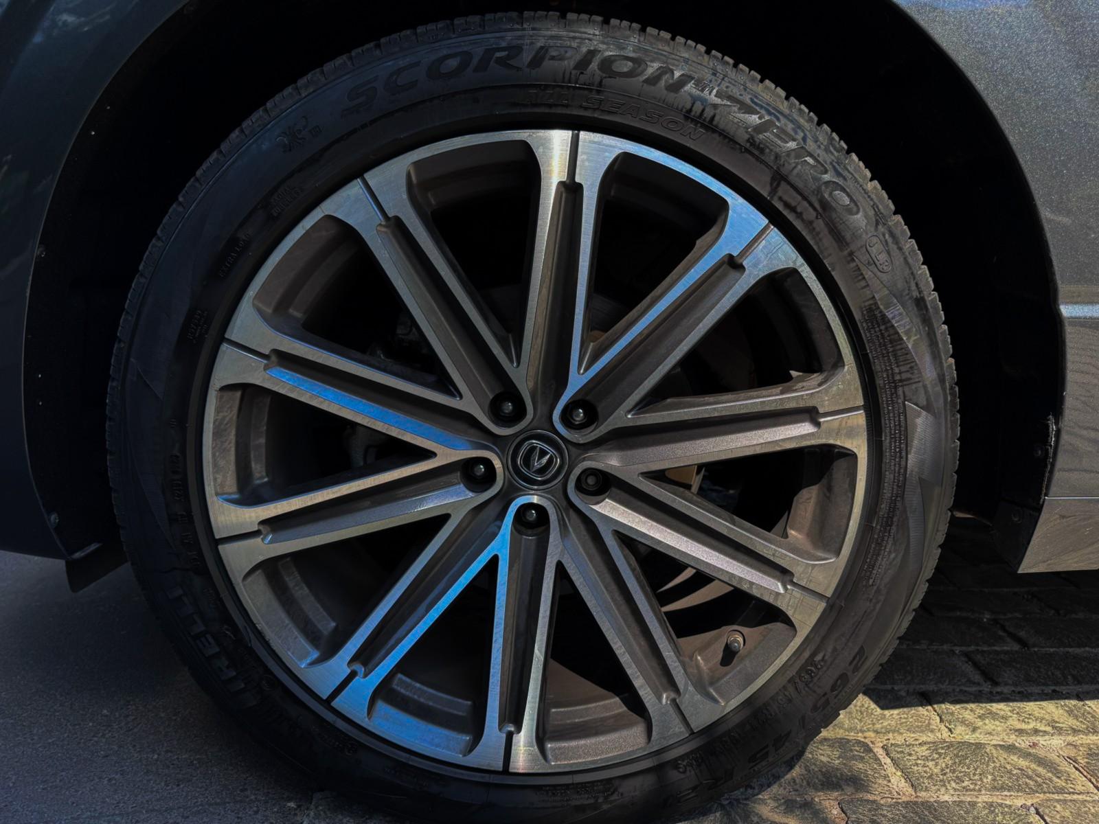 CHANGAN UNI-K 2.0T de 233 HP 2024 - Imagen 6 de 9