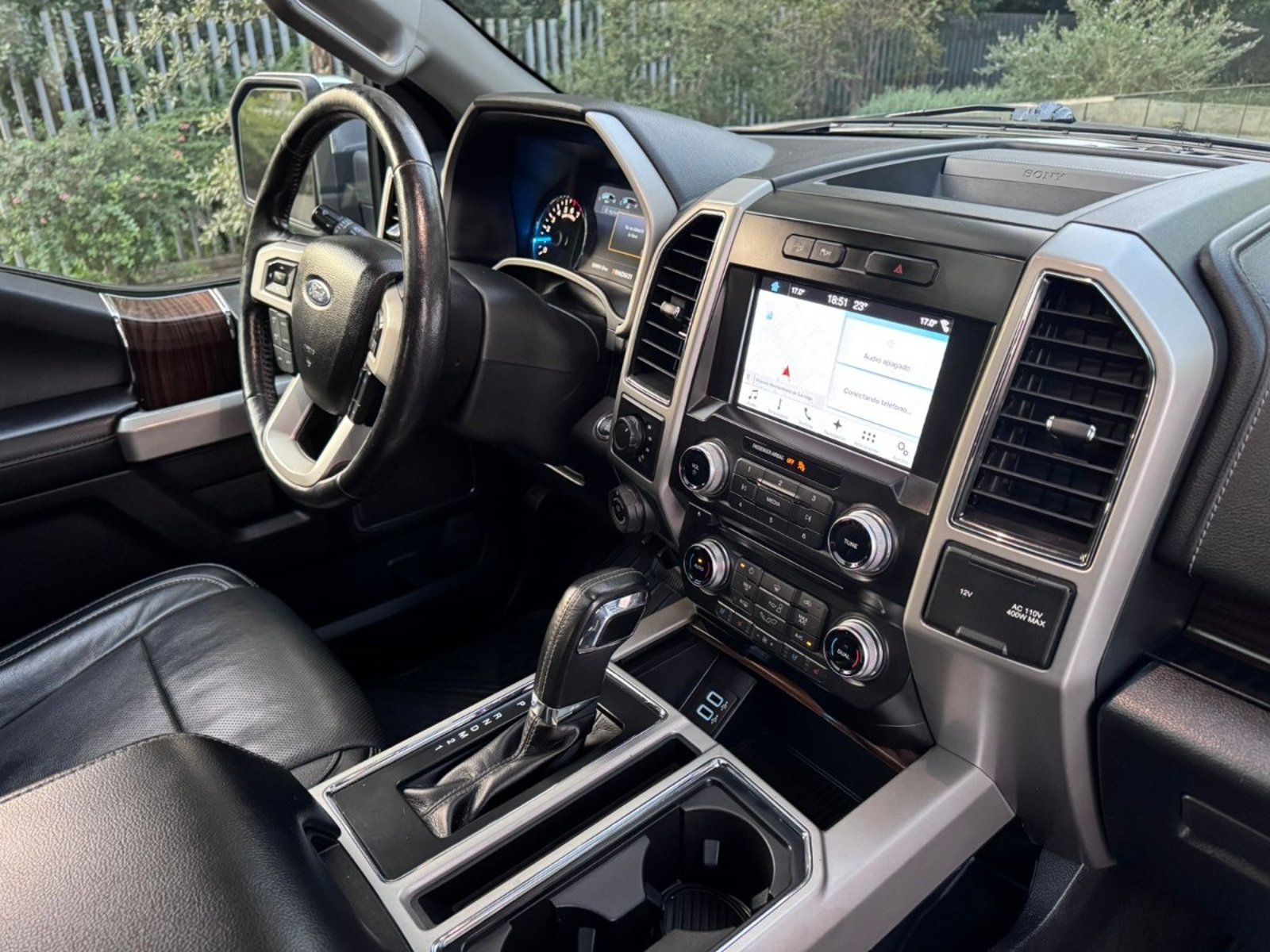 FORD F-150 LARIAT LUXURY 4X4 5.0 2018 - Imagen 8 de 9