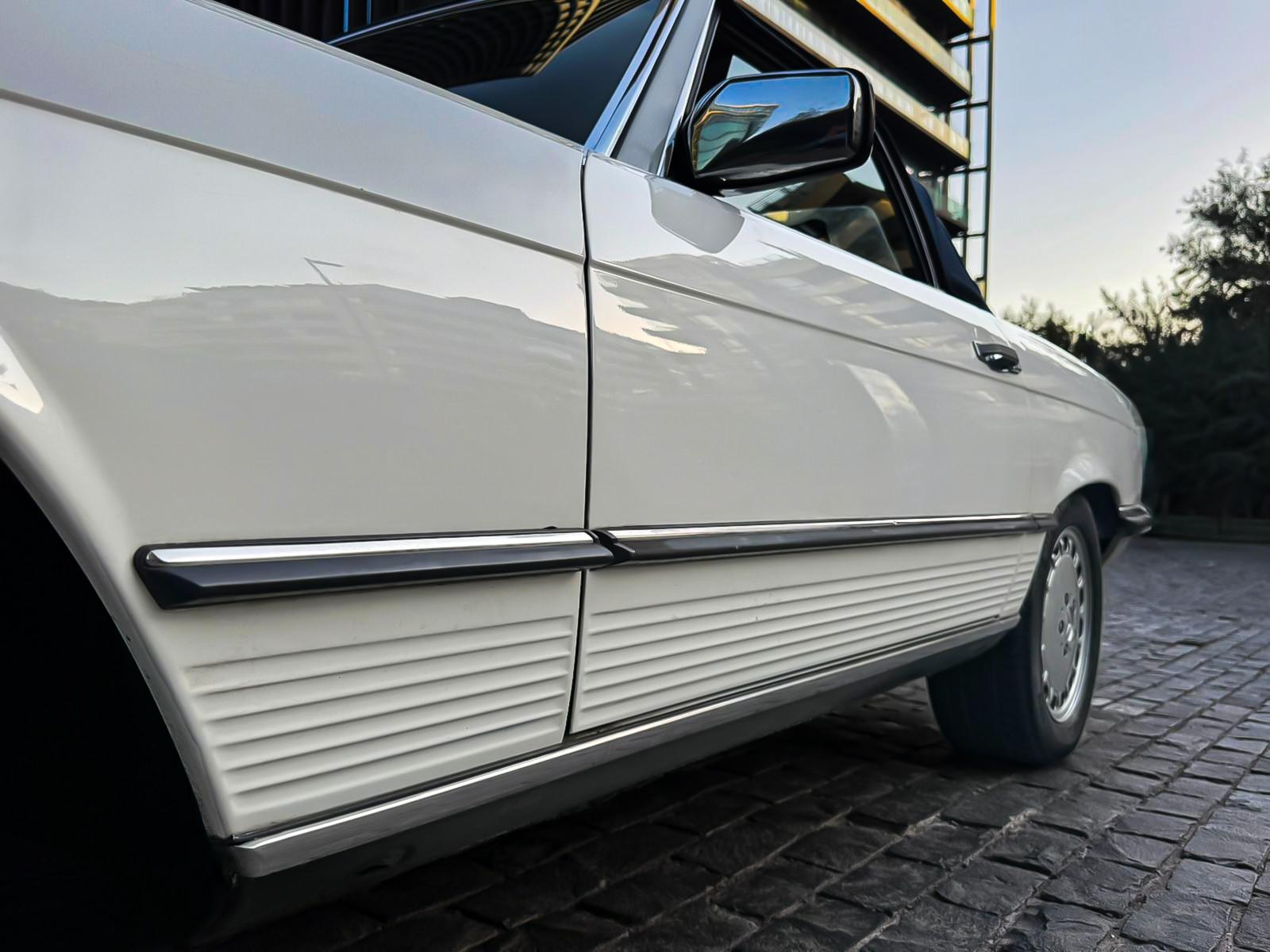 MERCEDES-BENZ 560SL 5.7 1988 - Imagen 8 de 9