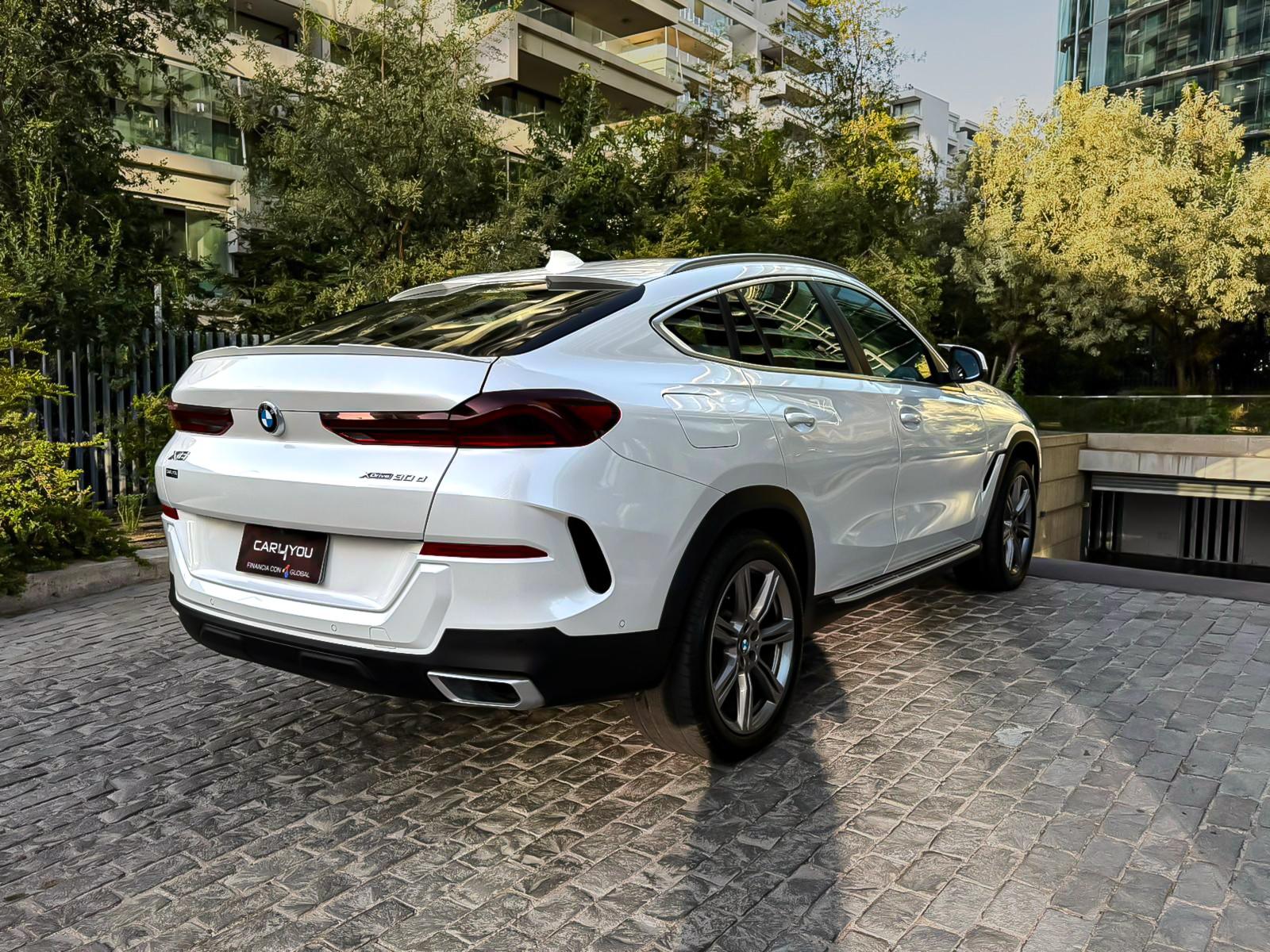 BMW X6 X6 XDRIVE 4X4 5P 3.0 AUT 2022 - Imagen 6 de 10