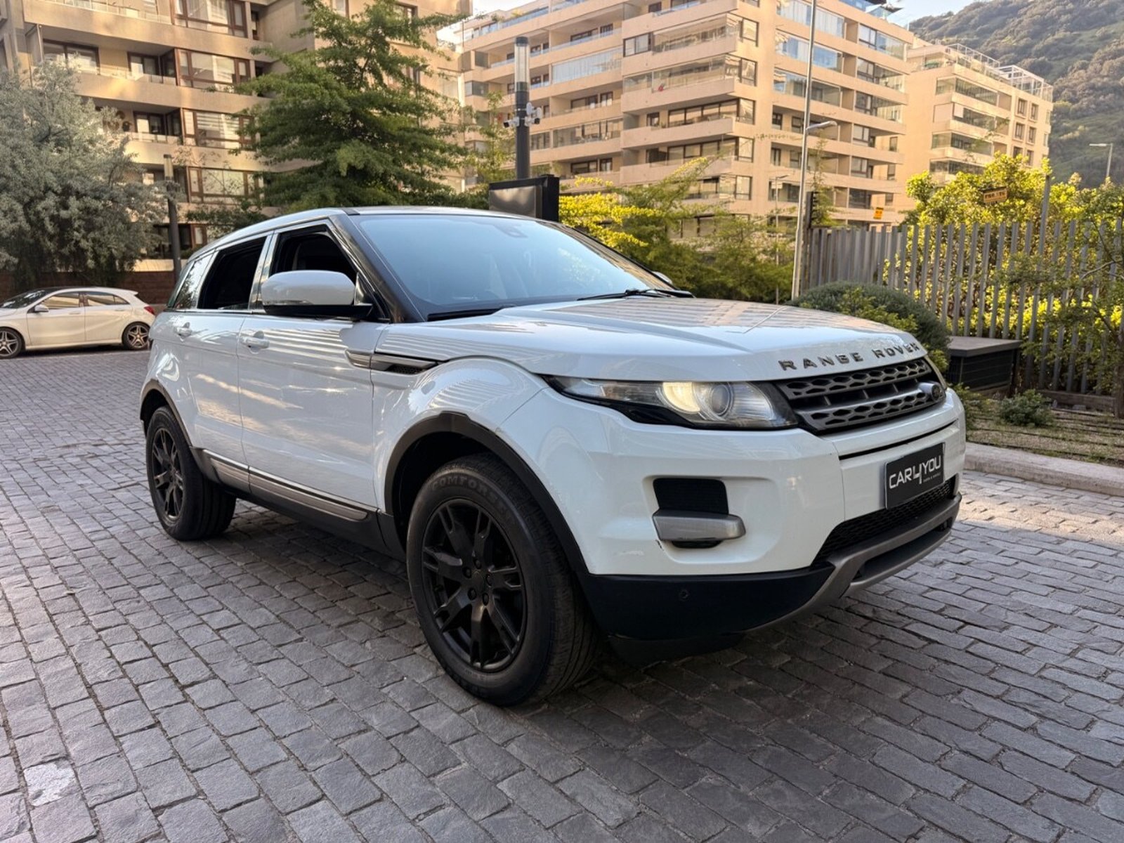 Land Rover RANGE ROVER EVOQUE 2.0 2014 - Foto 3 de 10