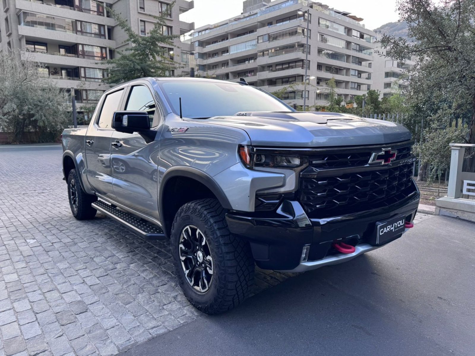 CHEVROLET SILVERADO 6.3 ZR2 Auto DC 4WD 2024 - Imagen 3 de 8