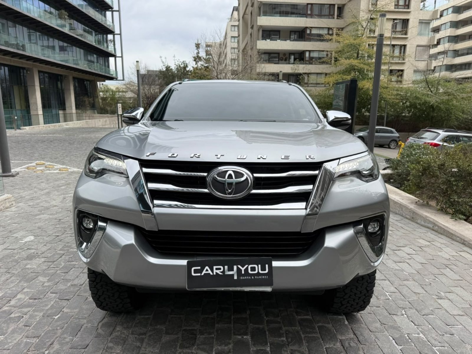 Toyota FORTUNER SRX 2.7 2019 - Imagen 3 de 10