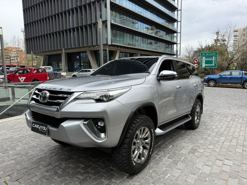 Toyota FORTUNER SRX 2.7 2019