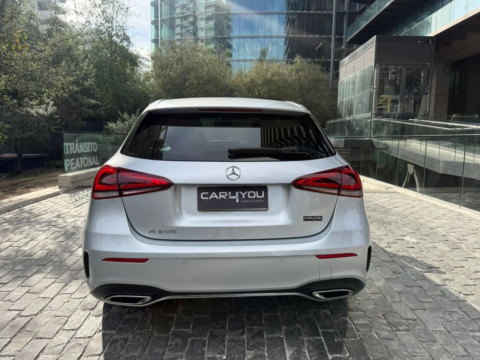 Mercedes-Benz A200 LOOK AMG 2023 - Foto 4 de 10