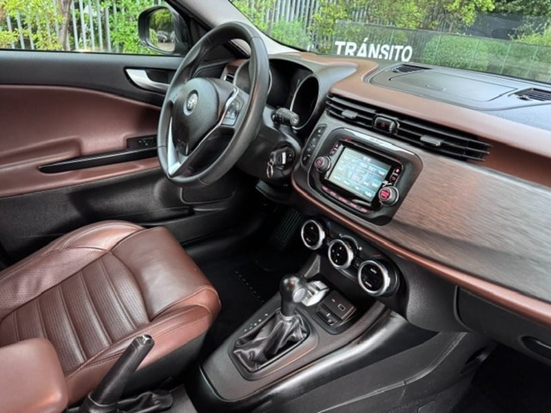 Alfa Romeo GIULIETTA DISTINCTIVE 2021 - Imagen 9 de 10