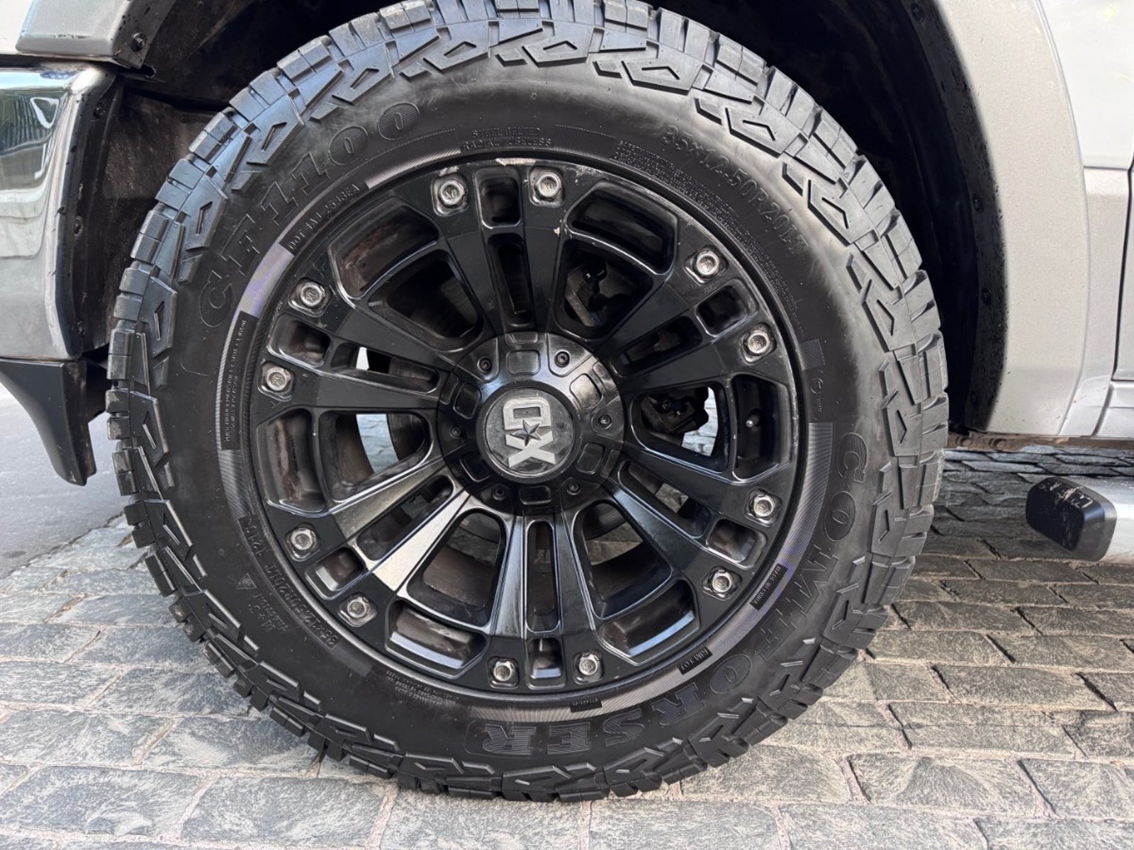 RAM 1500 LARAMIE 4X4. 2020 - Imagen 6 de 9