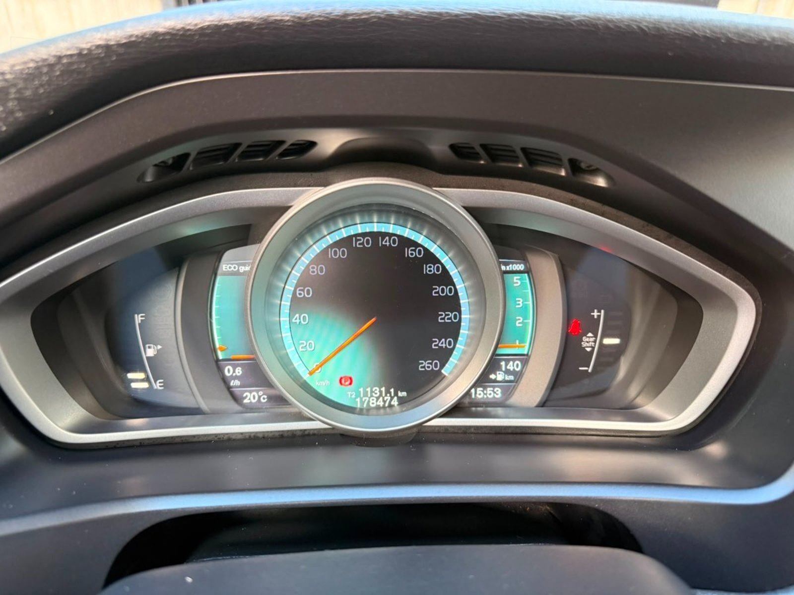 Volvo V40 D2 Comfort MT Diesel 2016 - Imagen 10 de 10