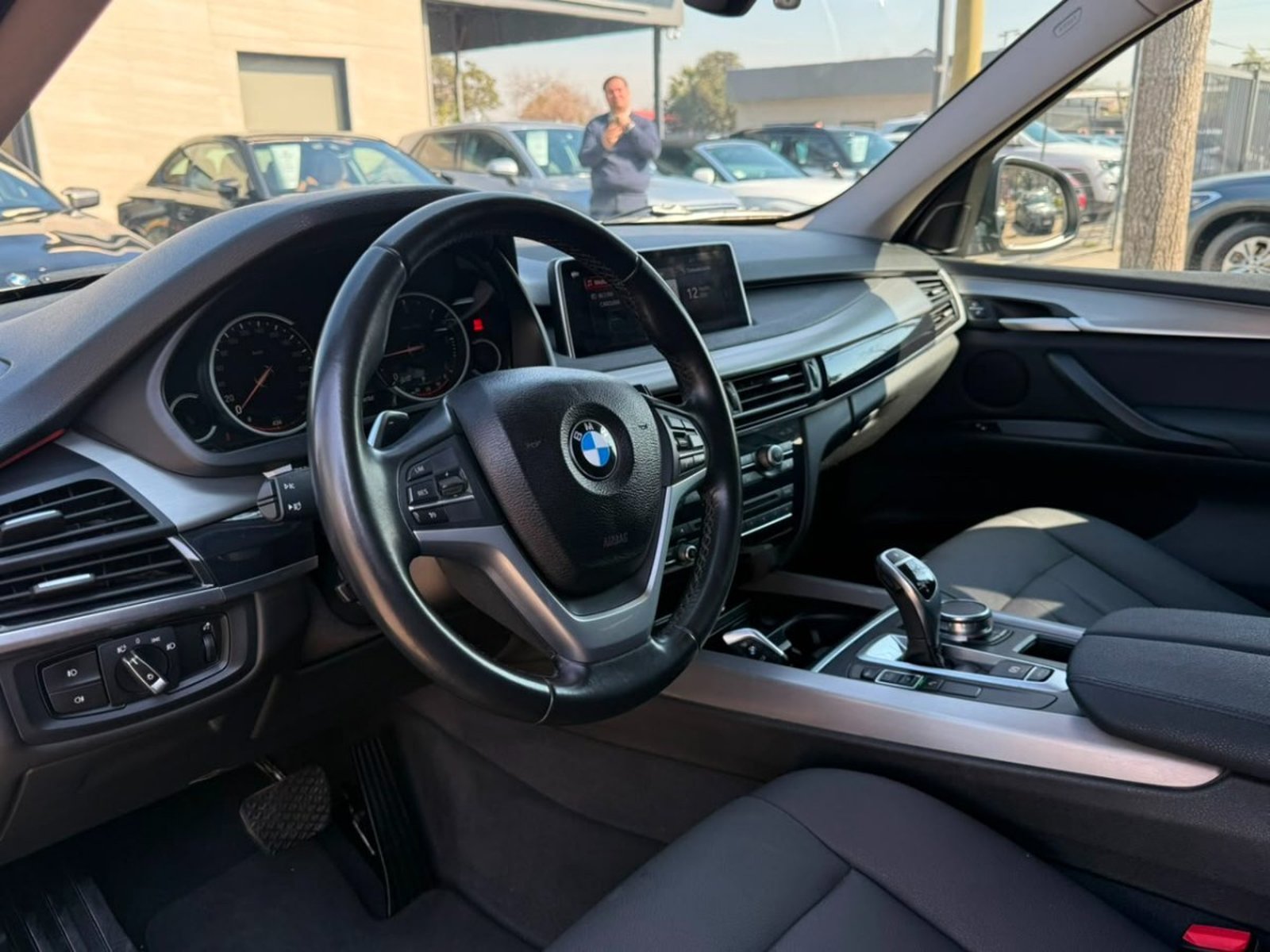 BMW X5 SDRIVE 25D 2.0 AT 2019 - Imagen 9 de 10