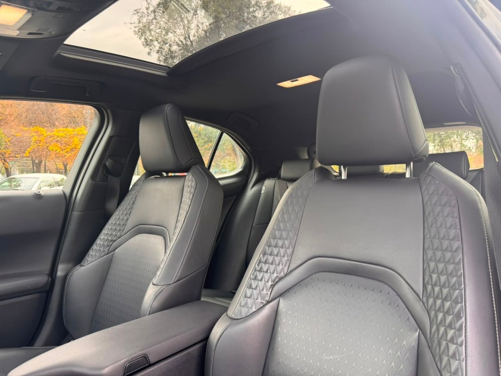 LEXUS UX 200 CVT 2.0 AUT 2021 - Imagen 10 de 10