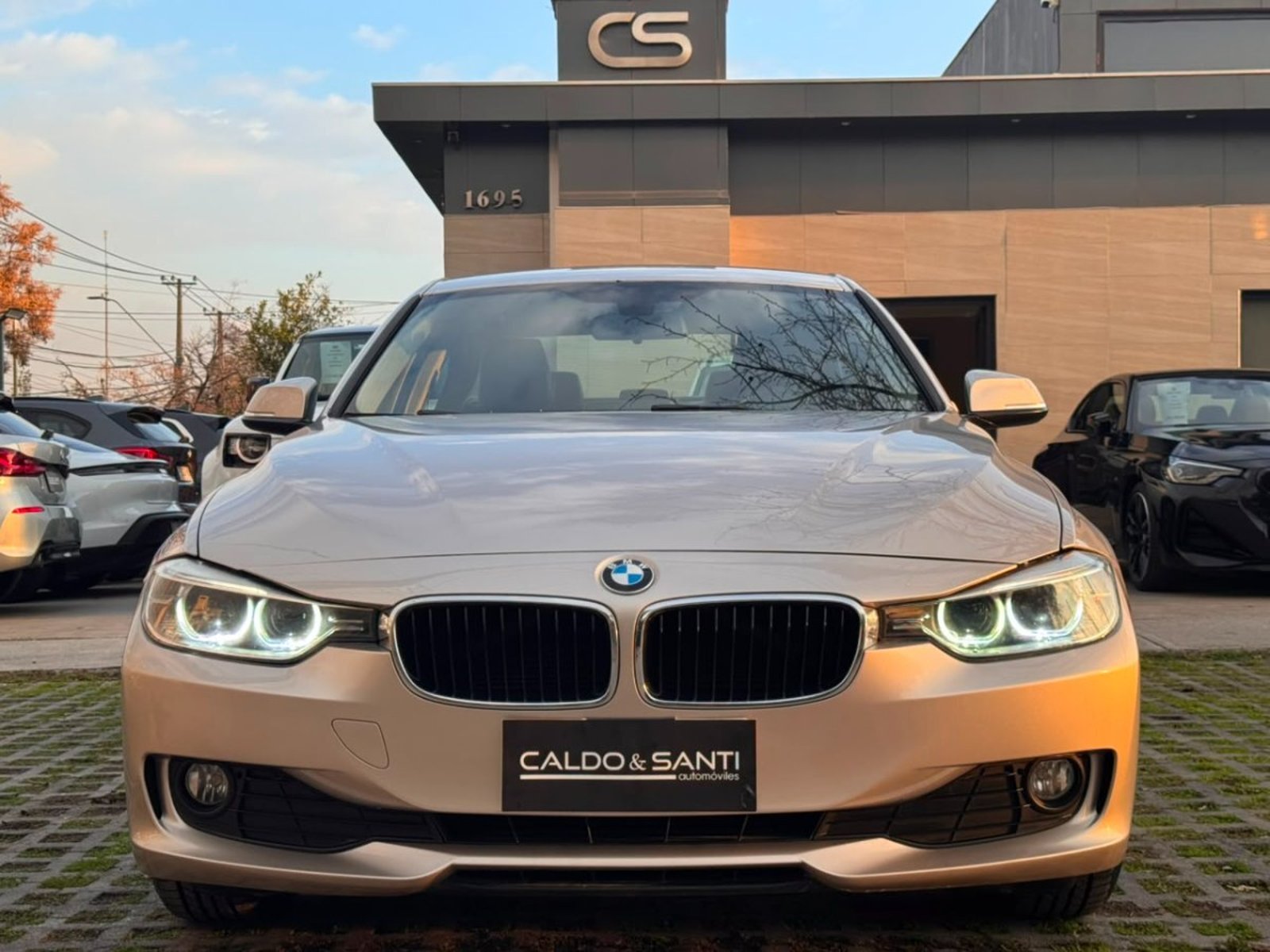 BMW 316I 1.6 AT 2014 - Imagen 8 de 10