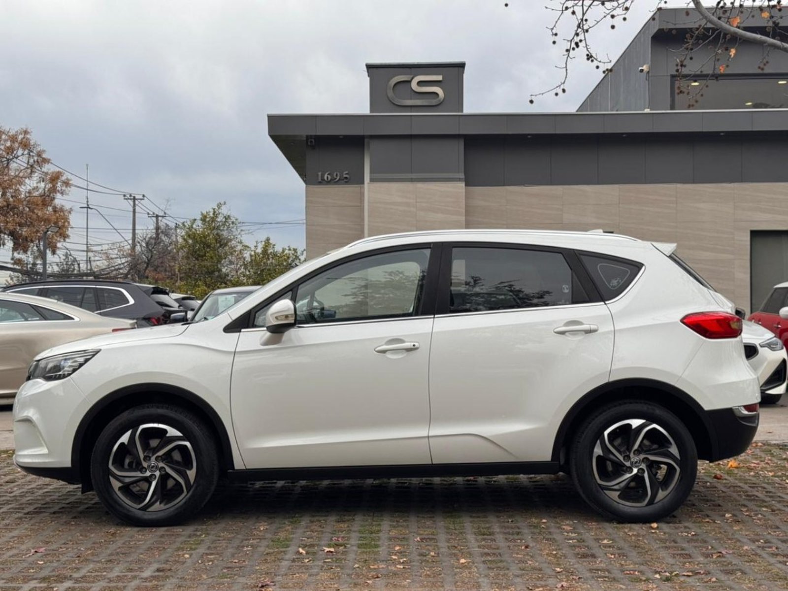 DFM AX-5 1.4 MT TURBO 2019 - Imagen 3 de 8