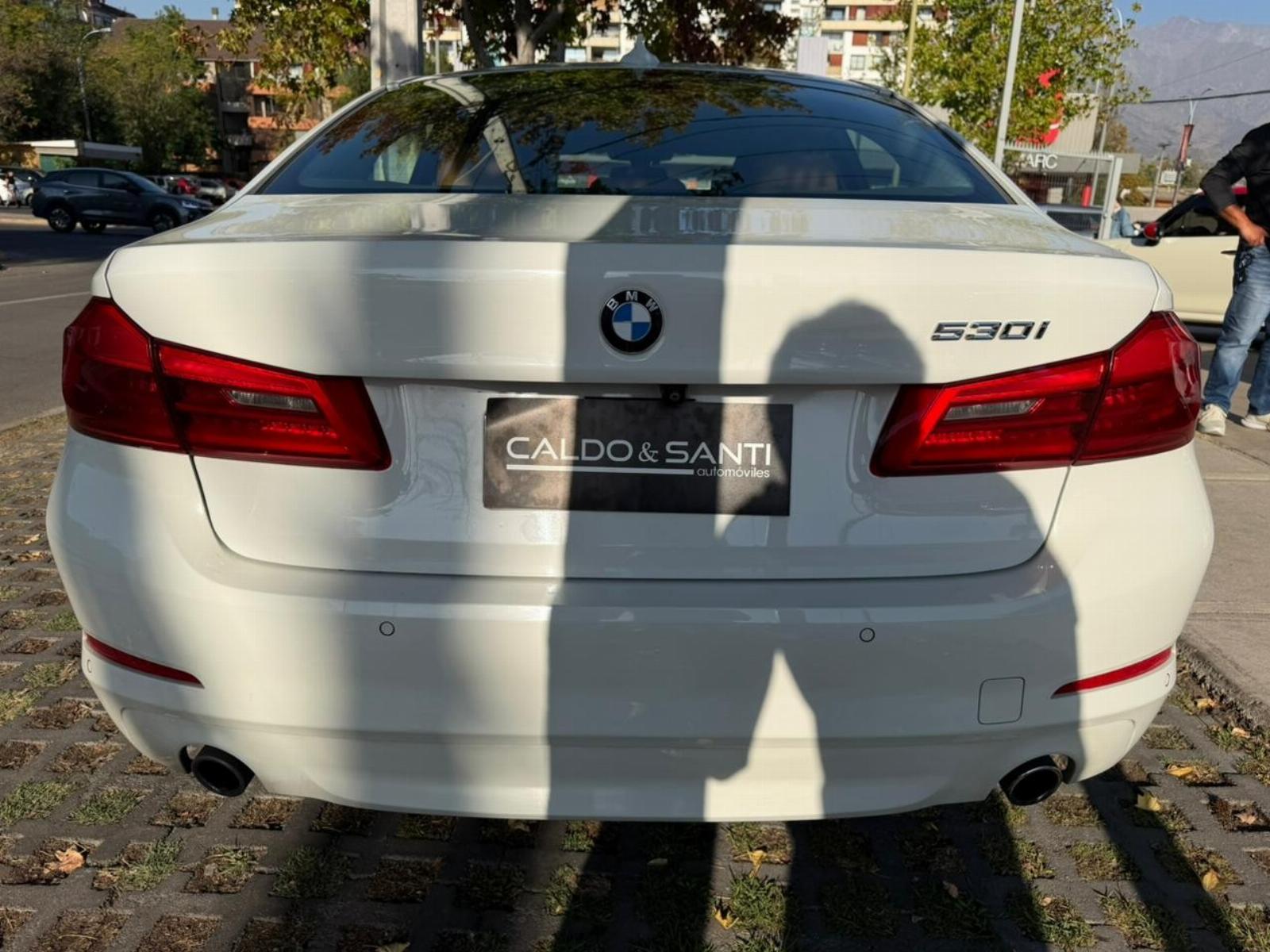 BMW 530I 2.0 AT 2018 - Imagen 5 de 8