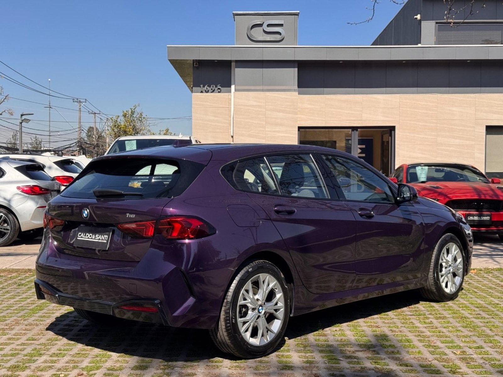BMW 118 HATCHBACK 1.5 AT 2025 - Foto 5 de 10