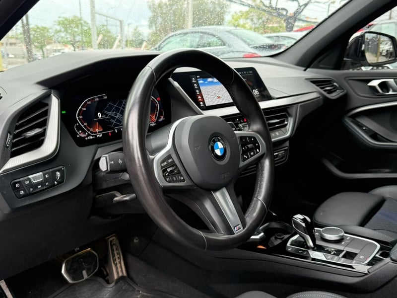 BMW 118I MSPORT 1.5 AUT 2024 - Imagen 9 de 10