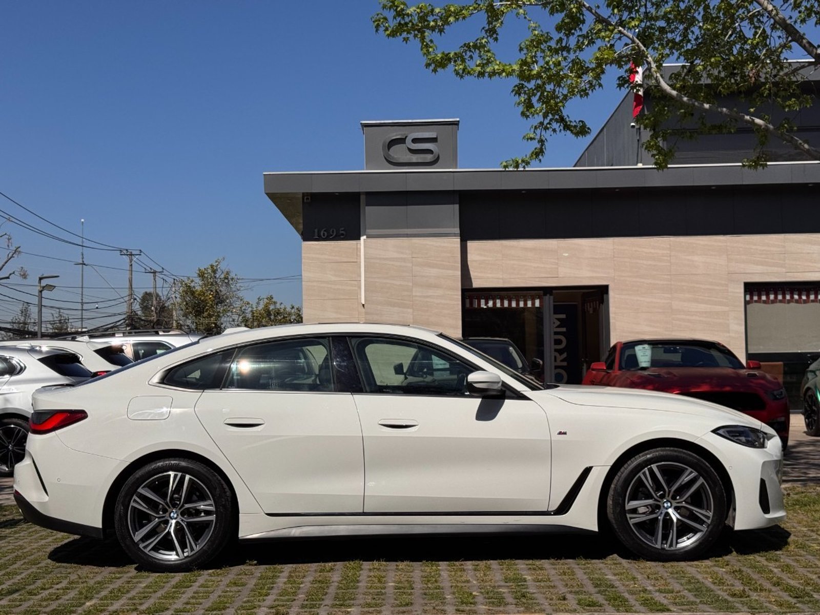 BMW 420I GRAN COUPÉ 2.0 AT 2024 - Foto 4 de 10