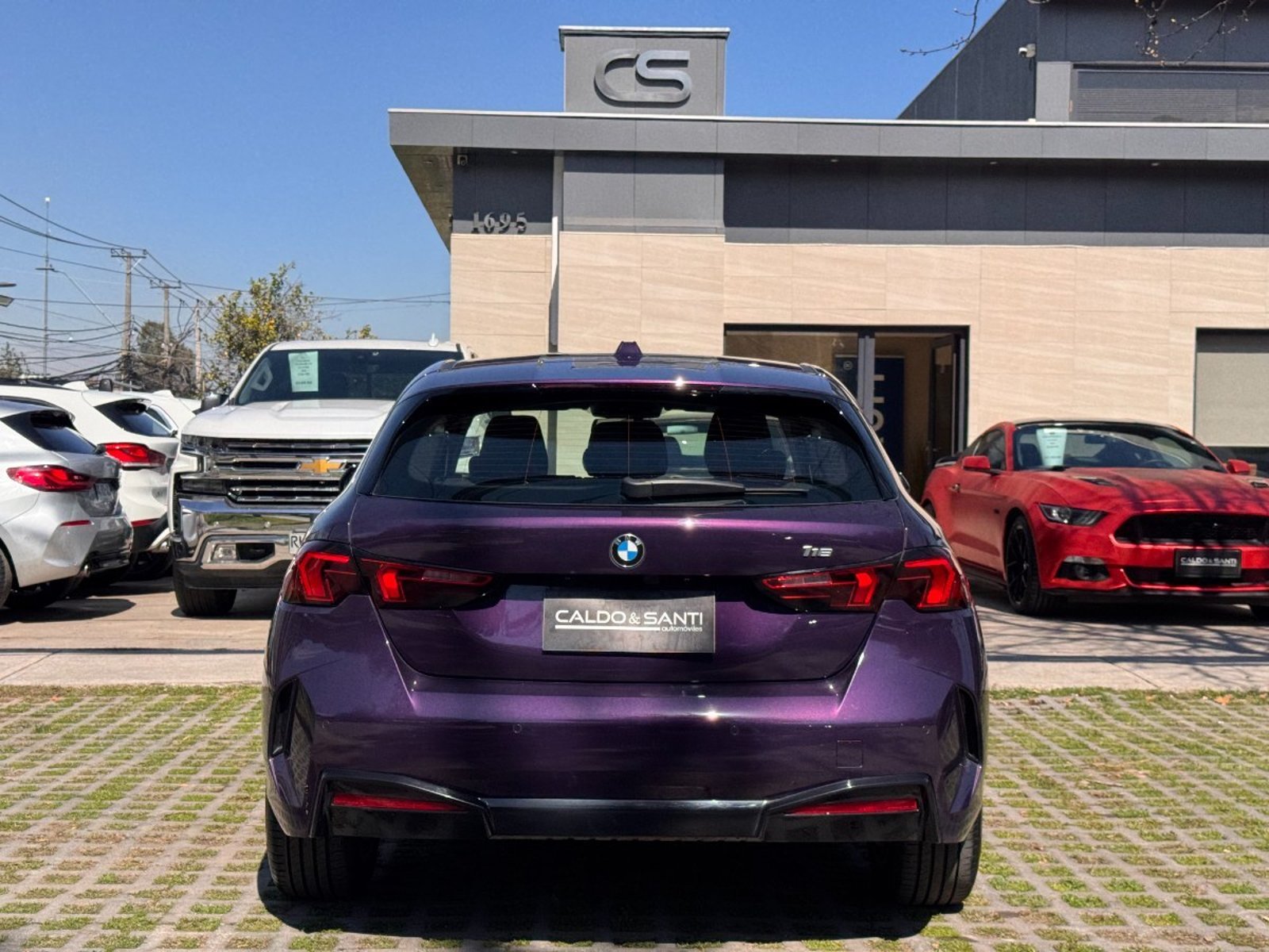 BMW 118 HATCHBACK 1.5 AT 2025 - Foto 4 de 10