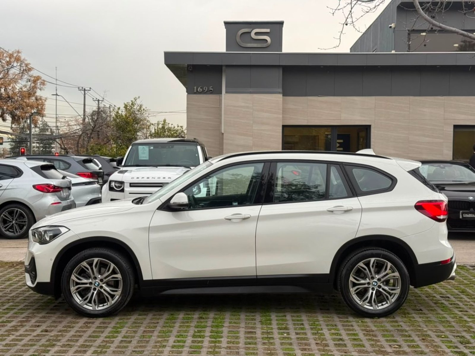 BMW X1 SDRIVE 18D 2.0 AT 4x2 2022 - Foto 2 de 10
