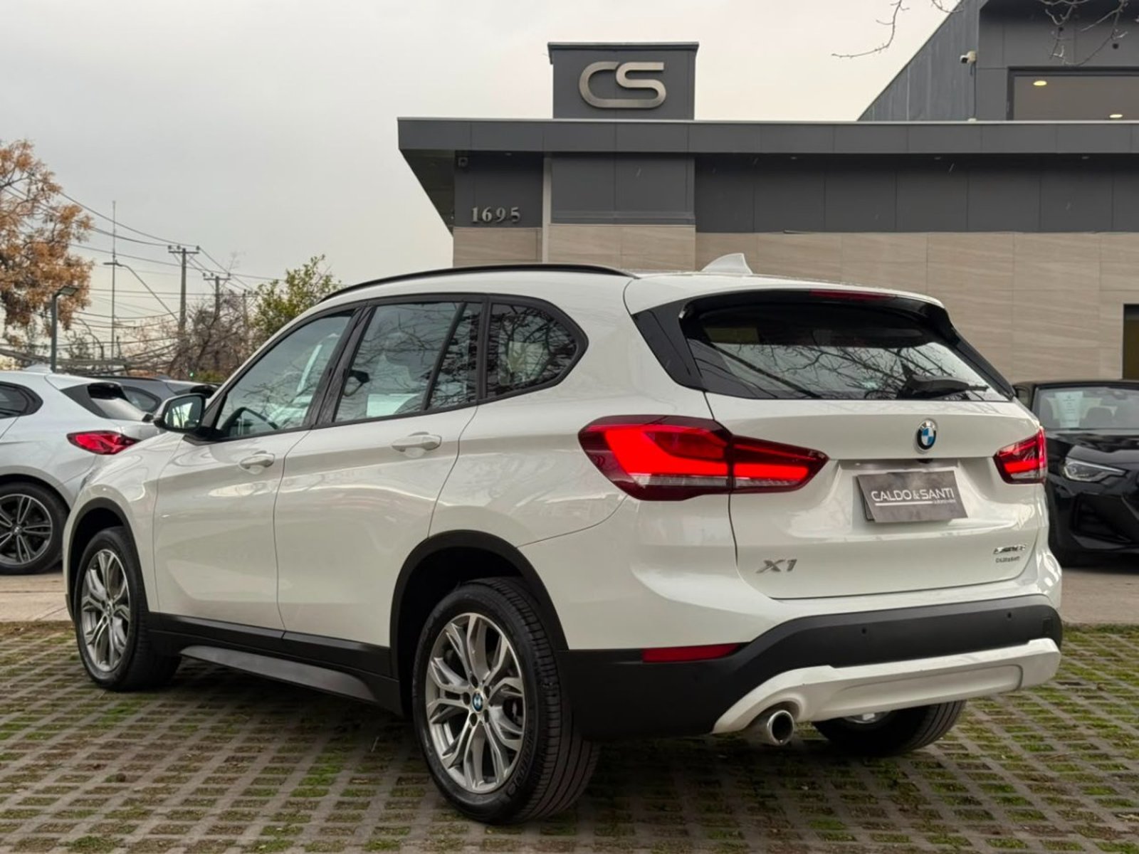 BMW X1 SDRIVE 18D 2.0 AT 4x2 2022 - Imagen 3 de 10