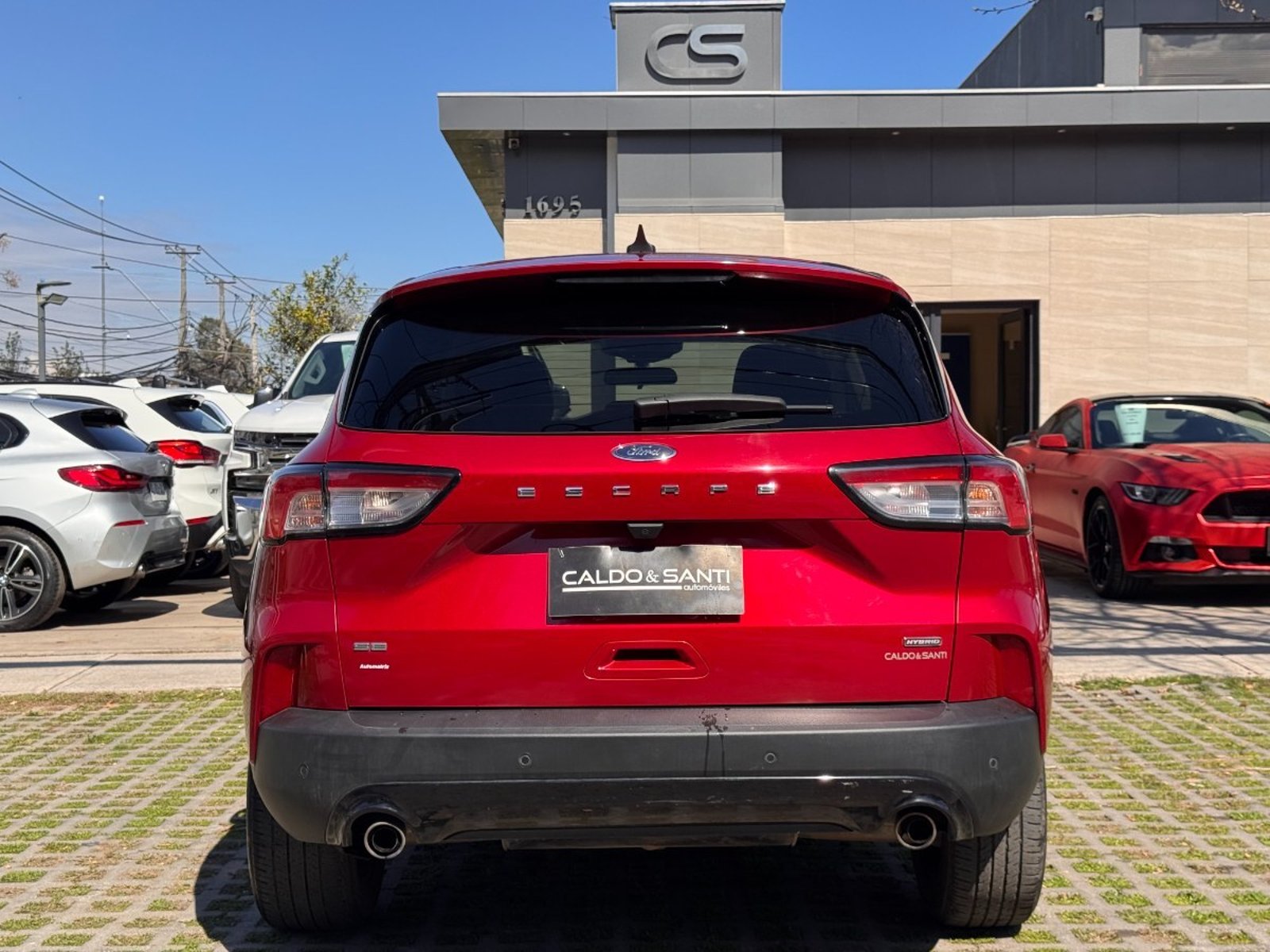 Ford ESCAPE 2.5 AT HIBRIDA 2023 - Foto 4 de 10
