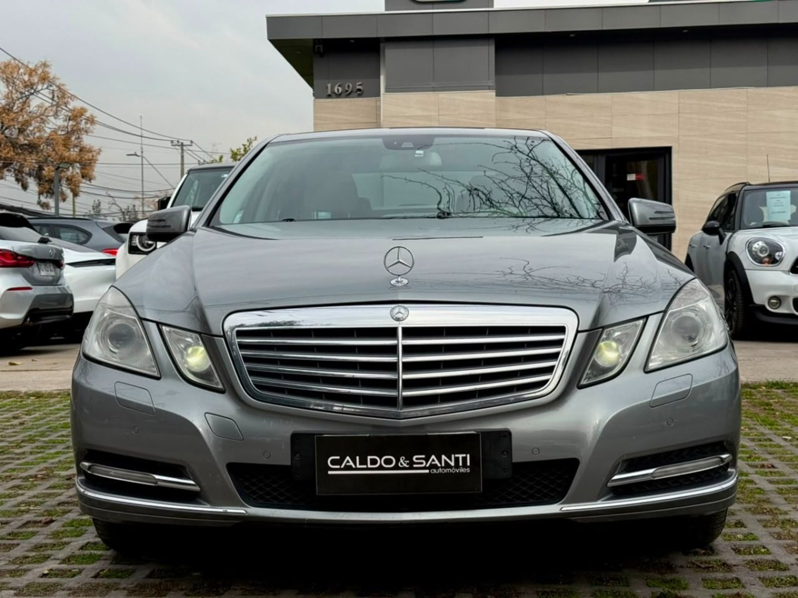 Mercedes-Benz E250 CGI ELEGANCE 1.8 AT 2012 - Imagen 8 de 10