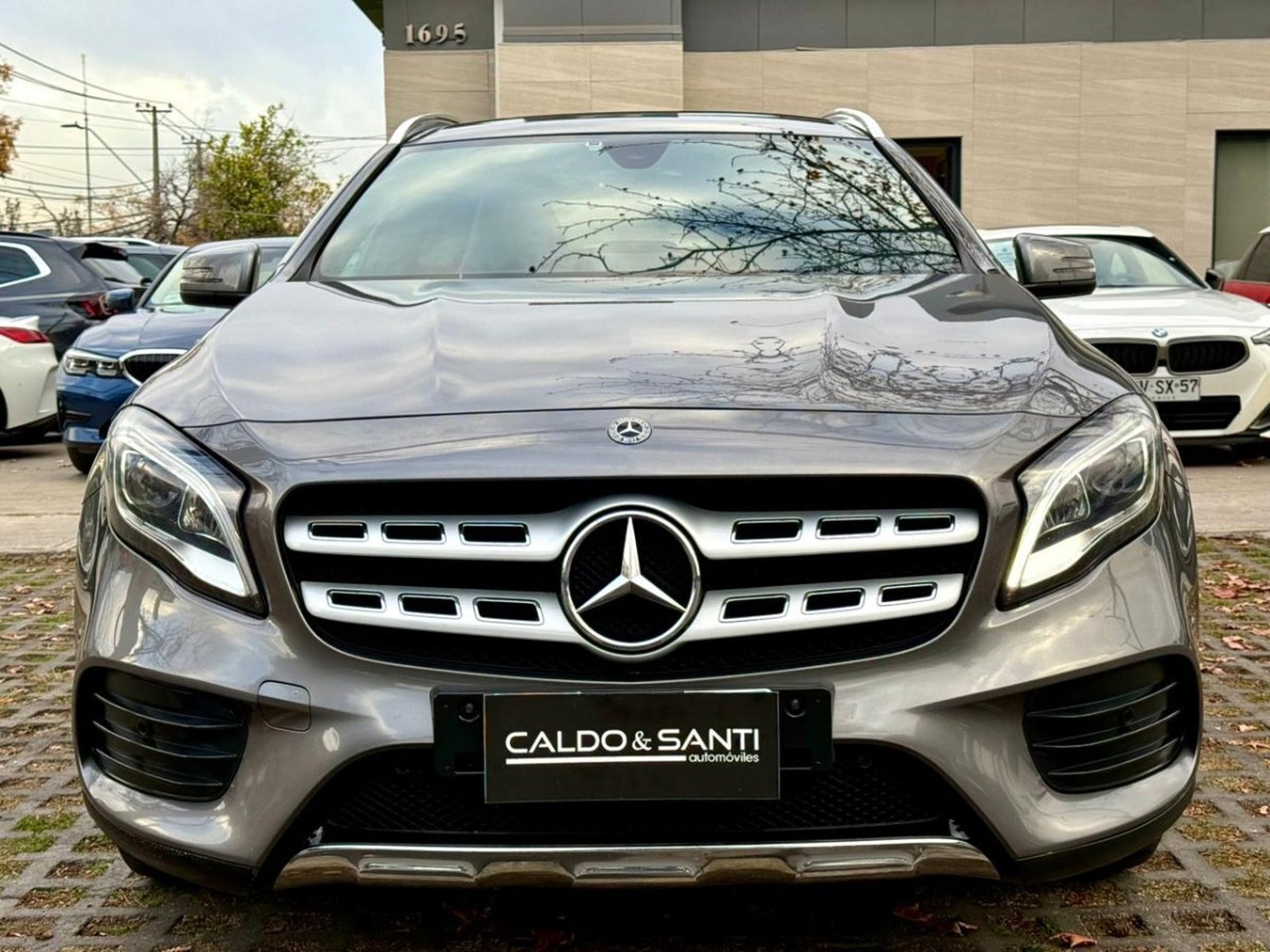 MERCEDES-BENZ GLA 250 2.0 AT 4MATIC 2019 - Imagen 8 de 9