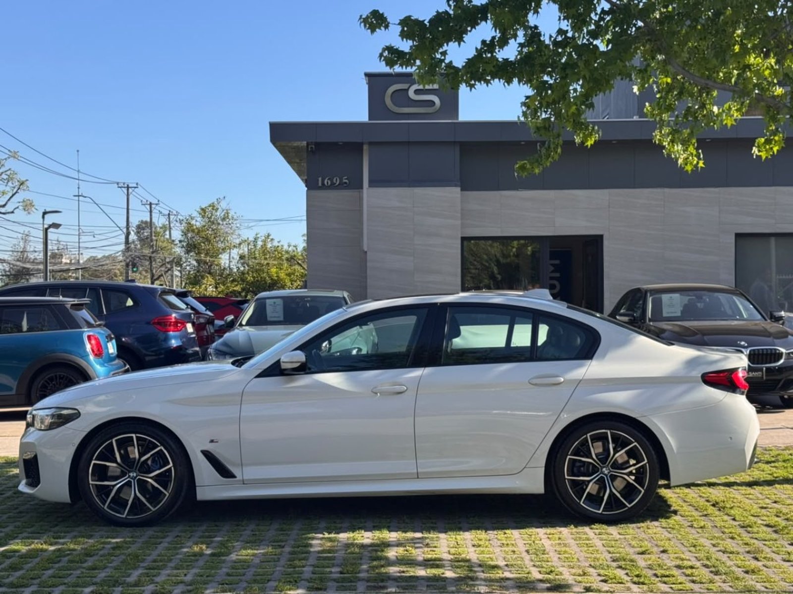 BMW 530I M SPORT 2.0 AUT 2021 - Foto 2 de 10