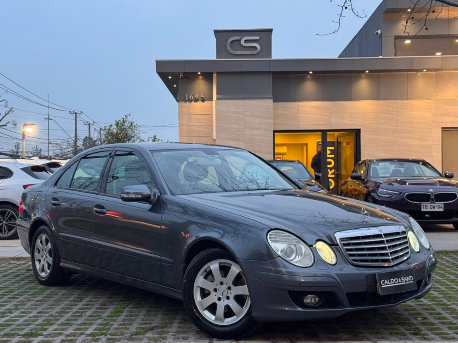 Mercedes-Benz E200 KOMPRESSOR 1.8 Turbo AT 2008 - Imagen 7 de 10