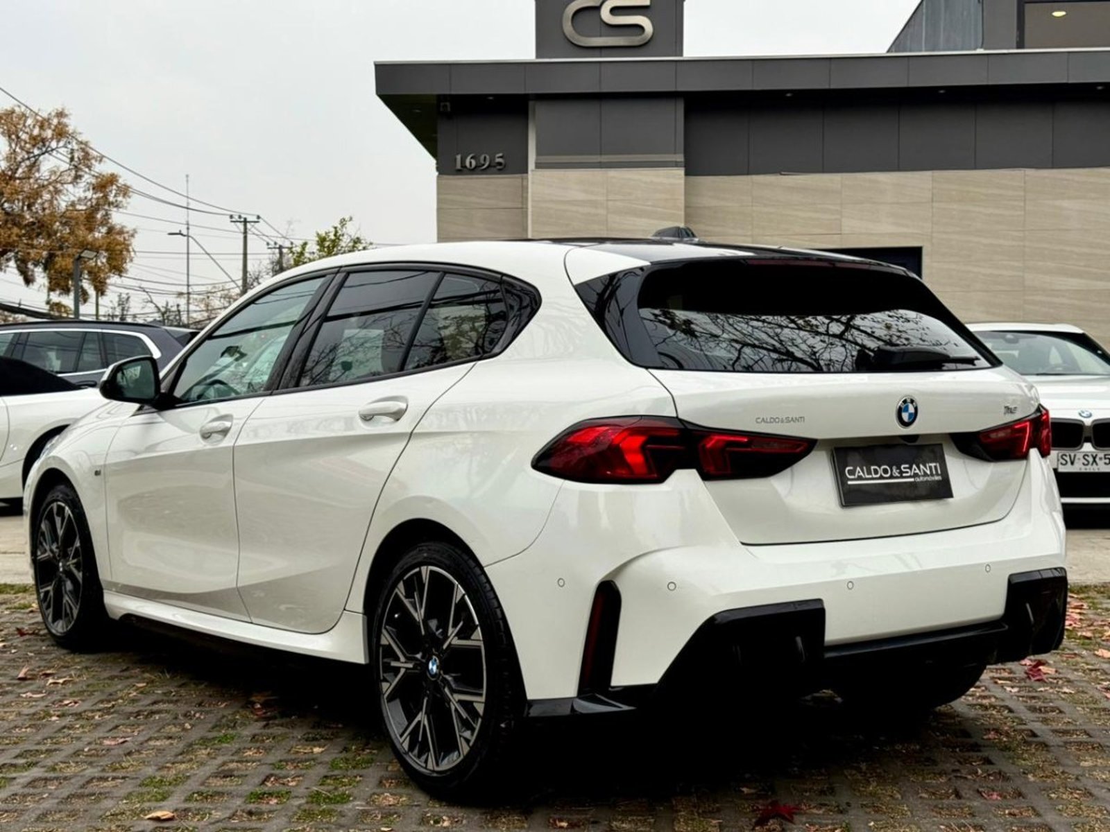 BMW 118 M SPORT 1.5 AT 2025 - Foto 3 de 10