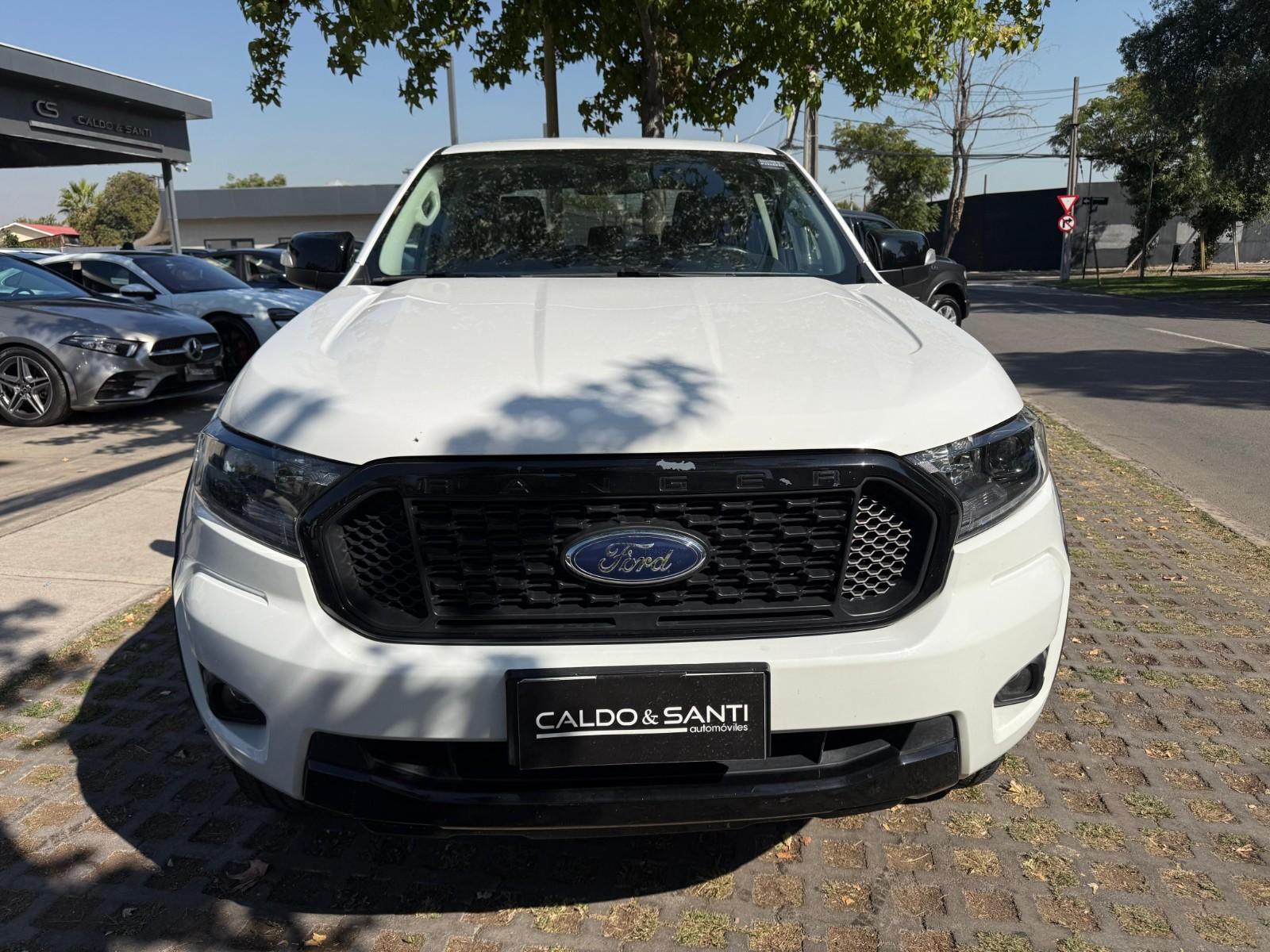 FORD RANGER FX4 3.2 AT 4X4 2024 - Imagen 3 de 9