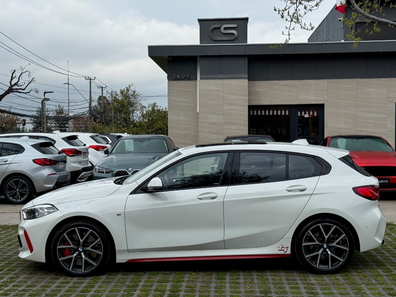 BMW 128 TI 2.0 AT 2024 - Imagen 8 de 10