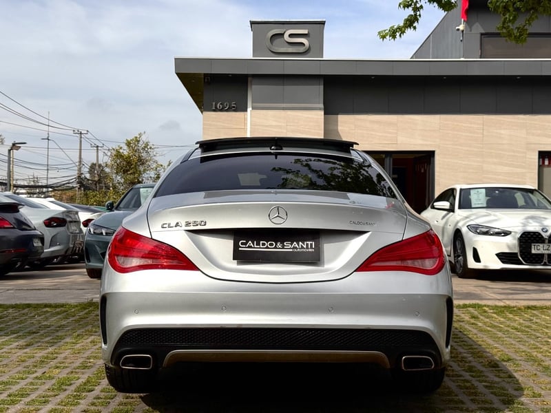 Mercedes-Benz CLA 250 2.0 AT 2016 - Imagen 6 de 10