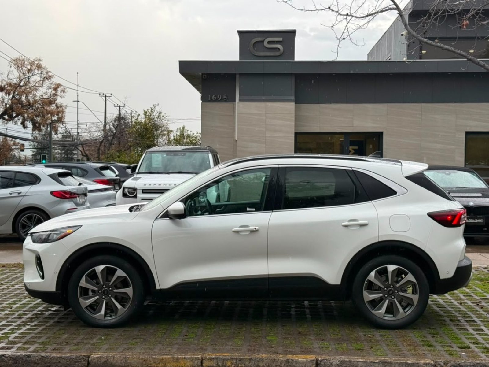 Ford ESCAPE PLATINUM AWD 2.0 AT 2024 - Foto 2 de 10