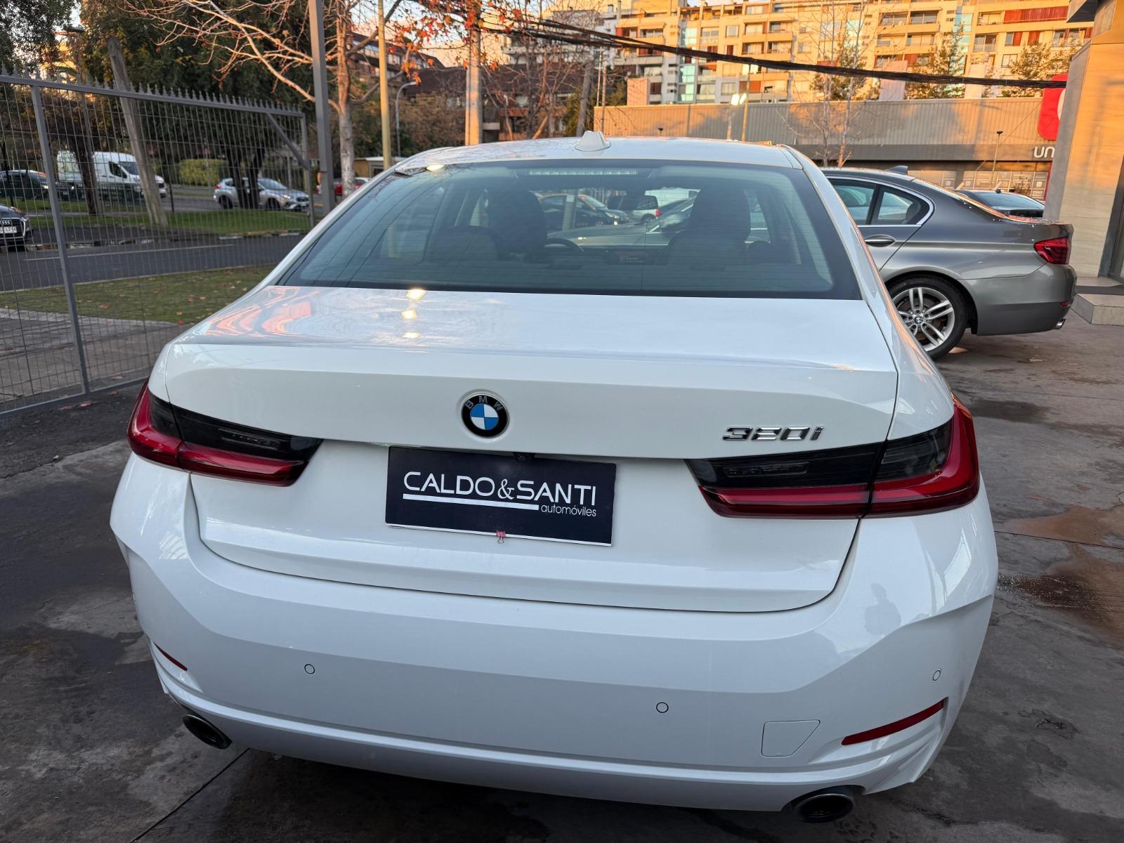 BMW 320 URBAN LCI 2.0 AT TURBO 2024 - Imagen 4 de 9