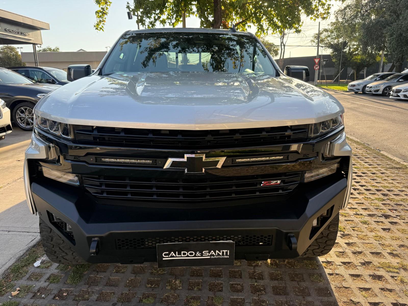 CHEVROLET SILVERADO 5.3 Auto LT Trail Boss DC 4WD 2022 - Imagen 7 de 10