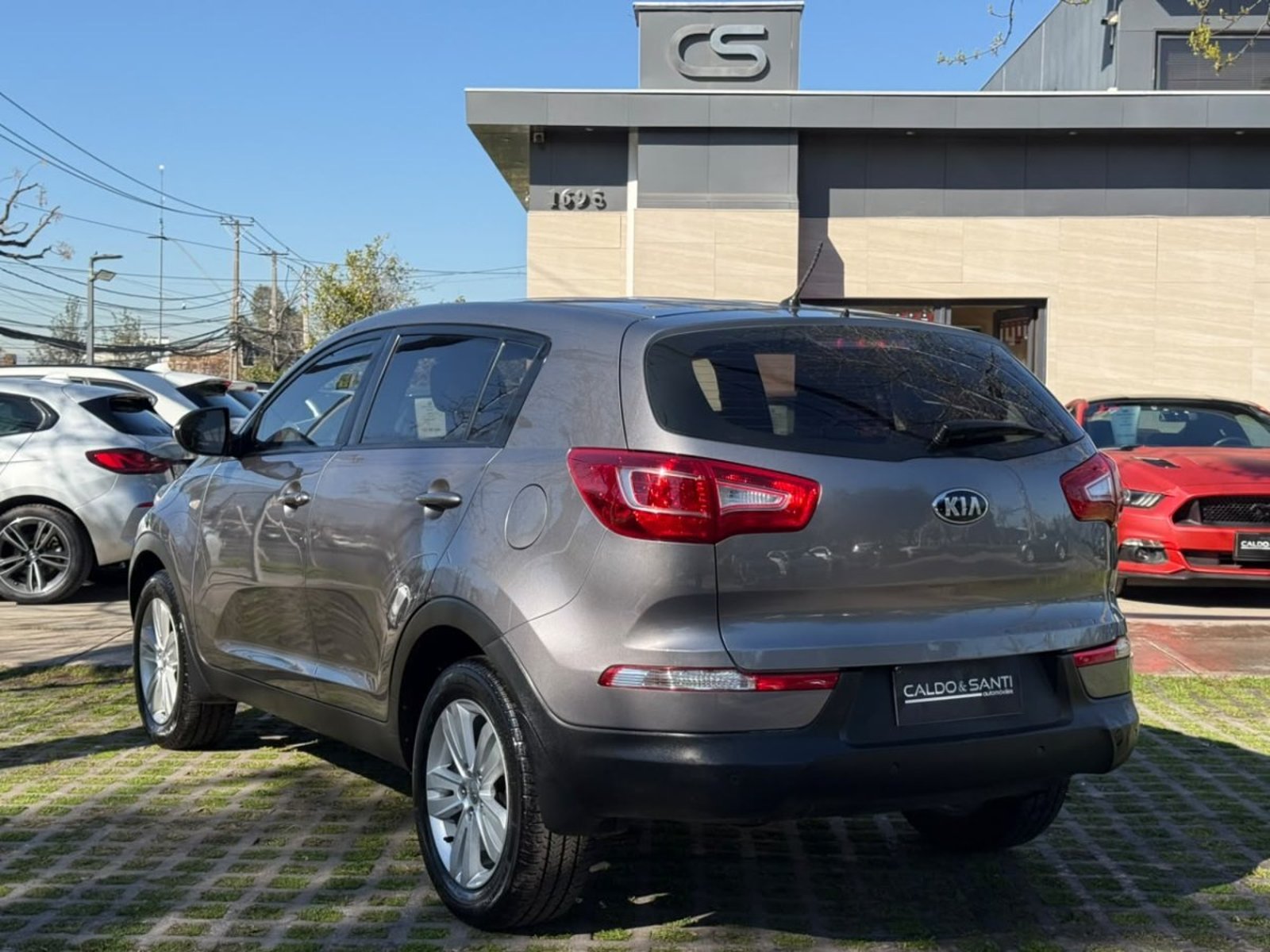 Kia SPORTAGE LX 2.0 MT 2013 - Imagen 3 de 10