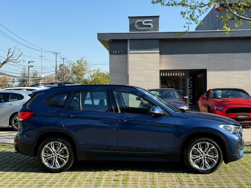 BMW X1 SDRIVE 18i 1.5 AT 2022 - Imagen 6 de 10