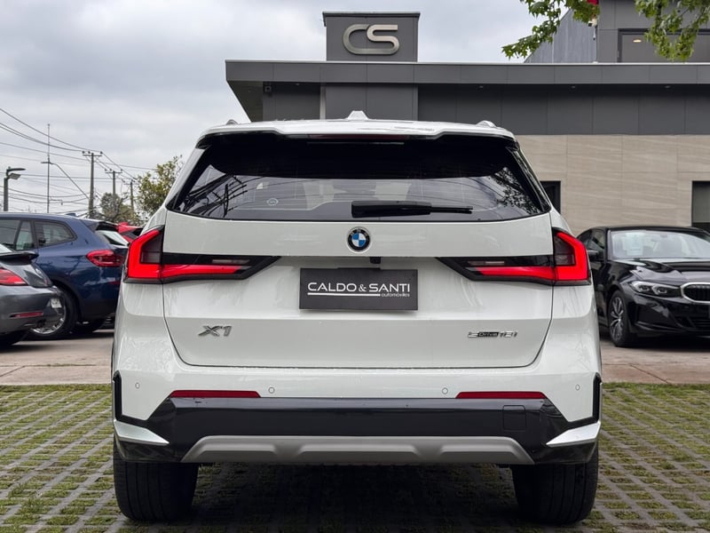 BMW X1 SDRIVE XLINE 1.5 AT 2023 - Imagen 6 de 10