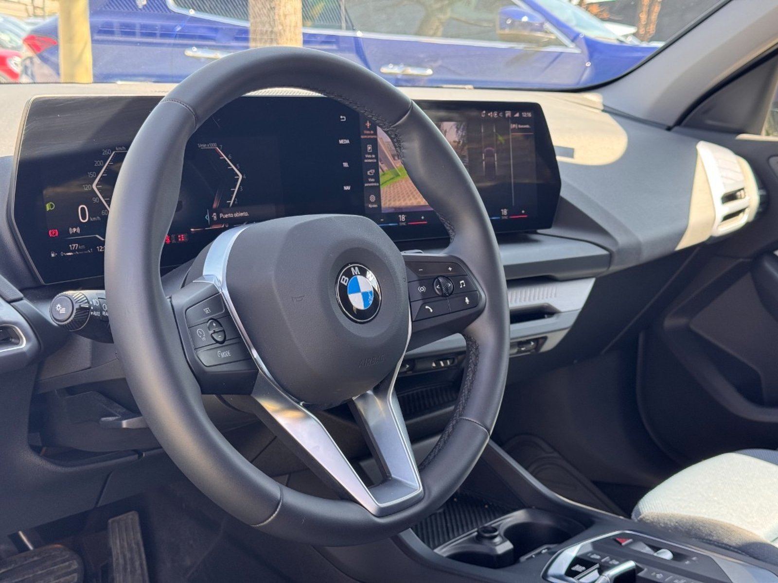 BMW 118 HATCHBACK 1.5 AT 2025 - Imagen 9 de 10