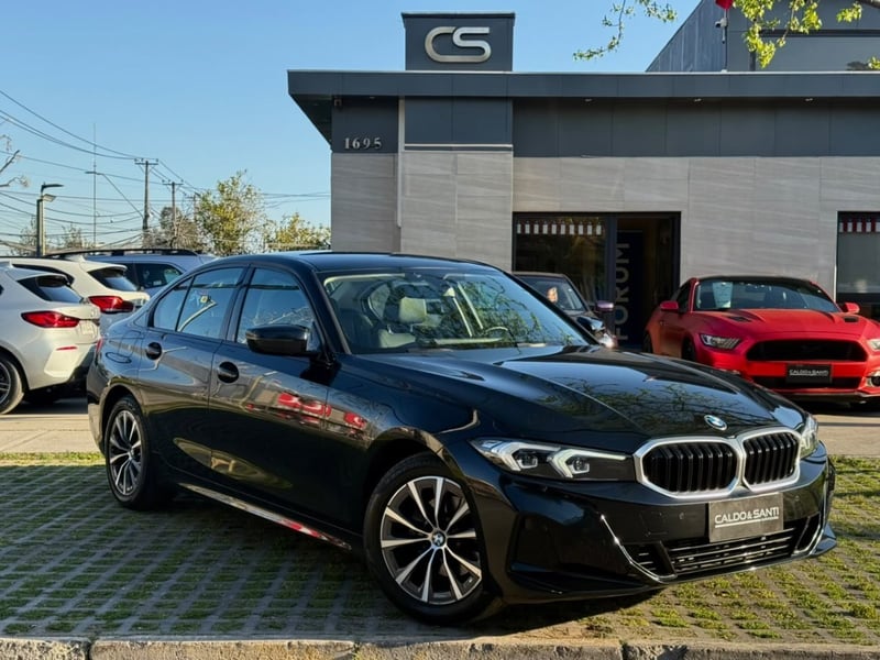BMW 320I URBAN LCI 2.0 AT TURBO 2024 - Imagen 7 de 10