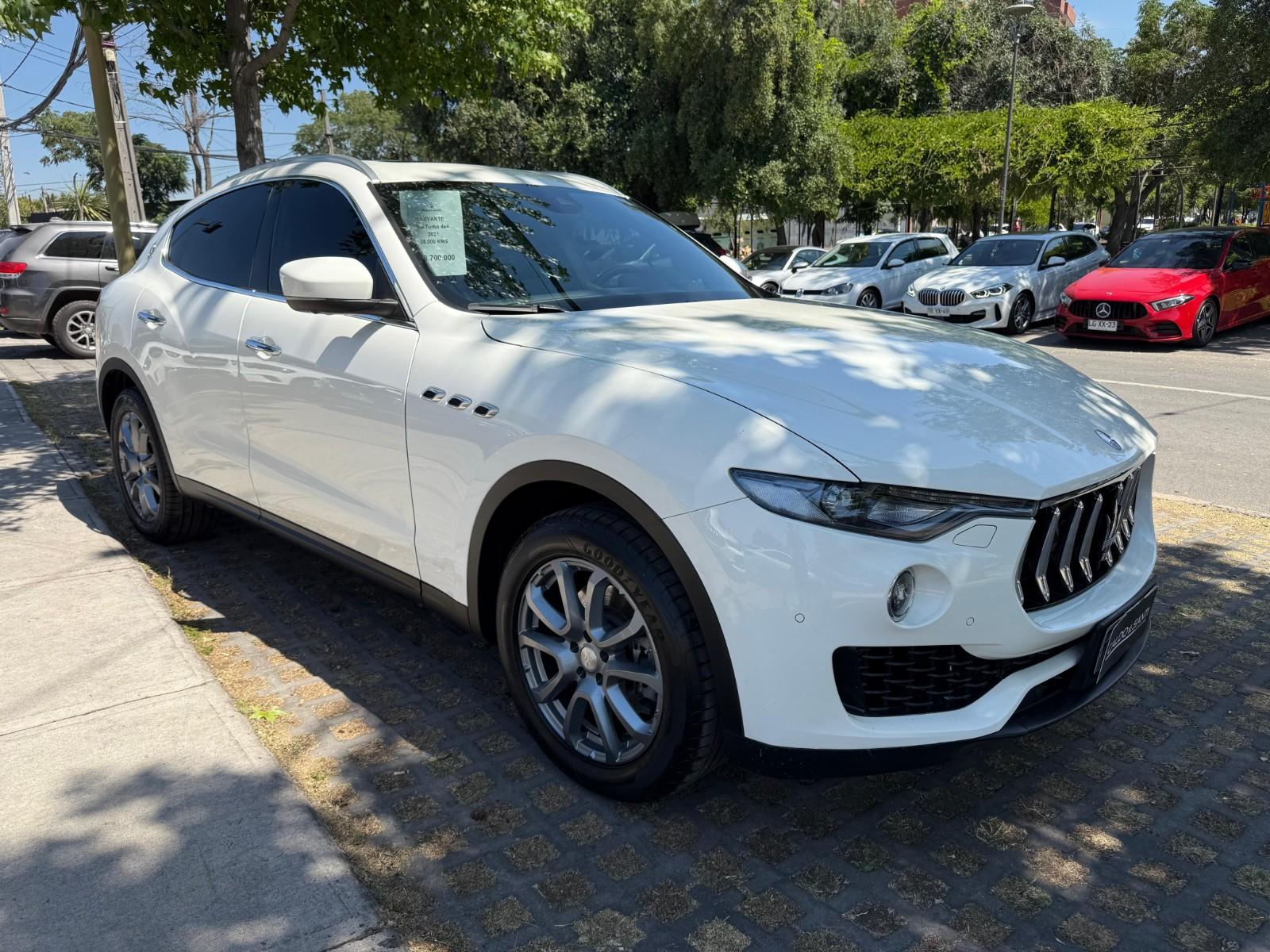 MASERATI LEVANTE 3.0 AT Q4 2021 - Imagen 6 de 10