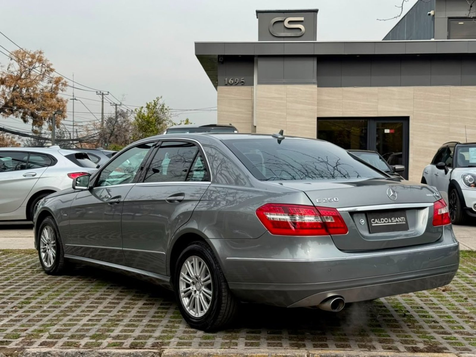 Mercedes-Benz E250 CGI ELEGANCE 1.8 AT 2012 - Imagen 3 de 10