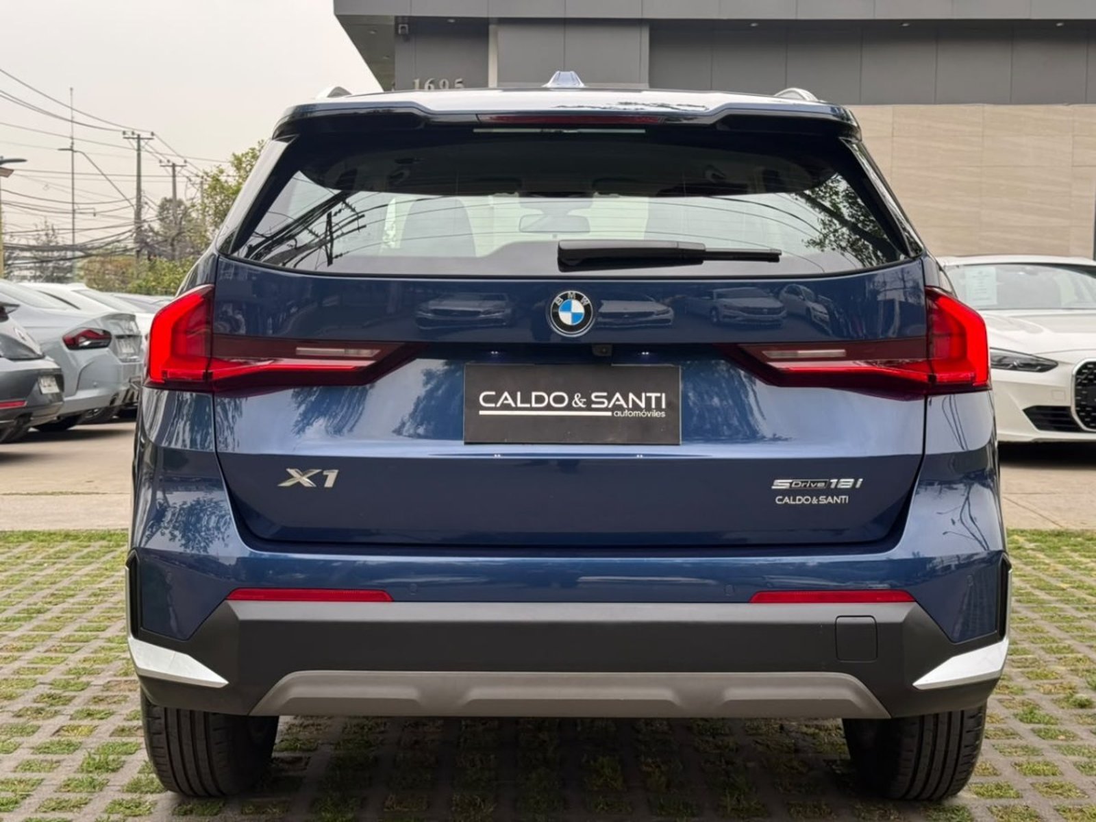 BMW X1 SDRIVE18I 1.5 AT 2023 - Foto 4 de 10
