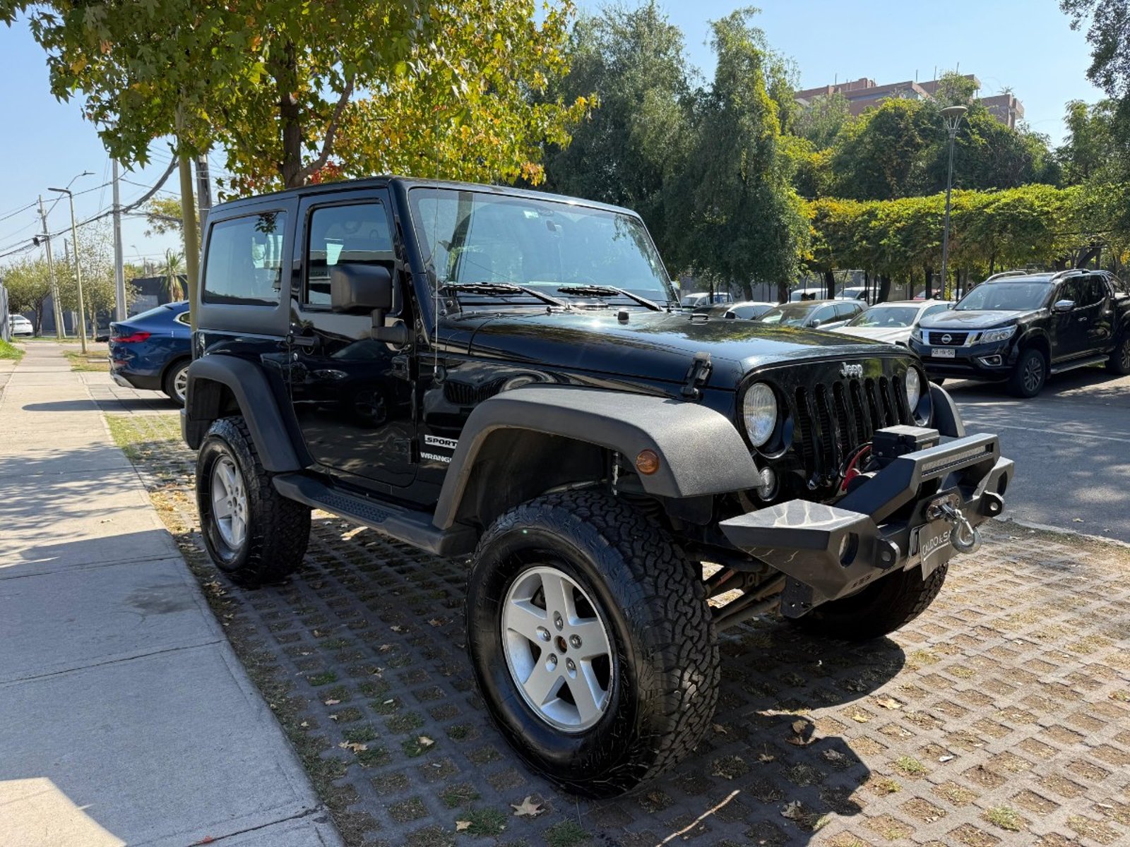 Jeep WRANGLER SPORT 3.6 AT 4X4 2PTAS 2017 - Foto 3 de 10