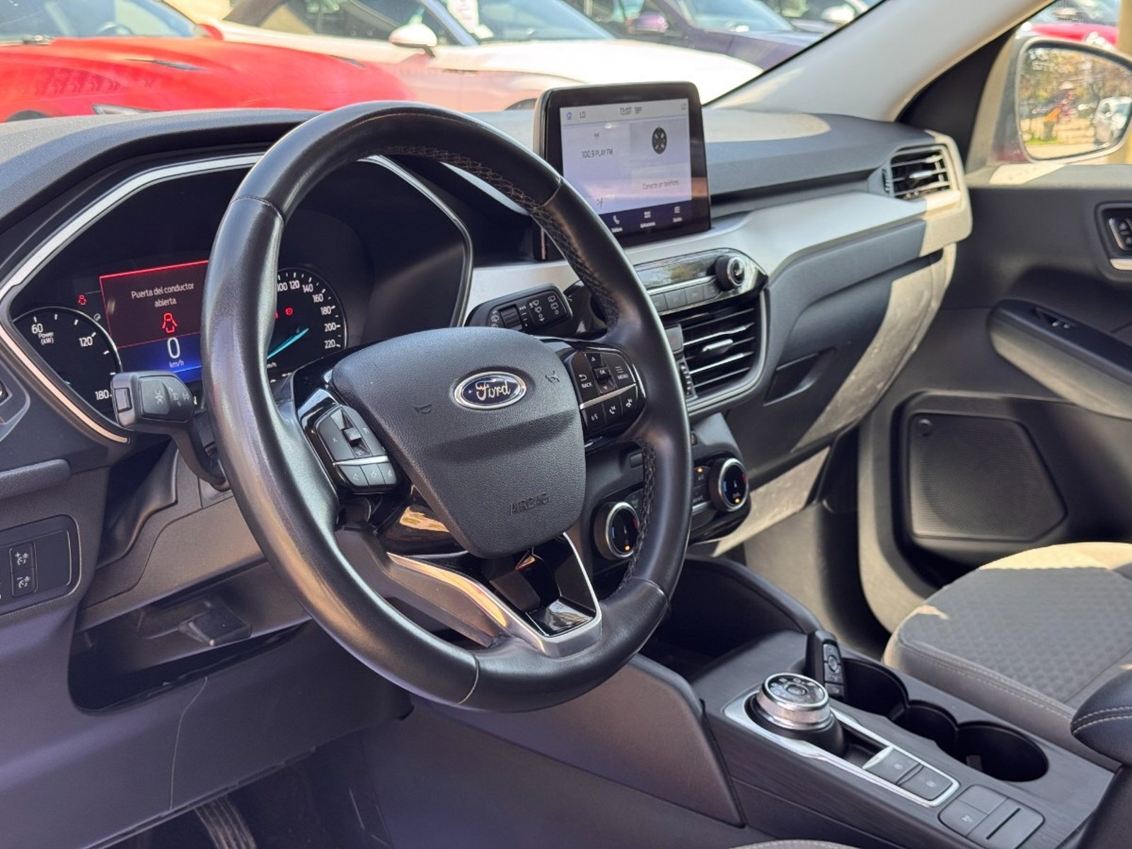 Ford ESCAPE 2.5 AT HIBRIDA 2023 - Imagen 9 de 10