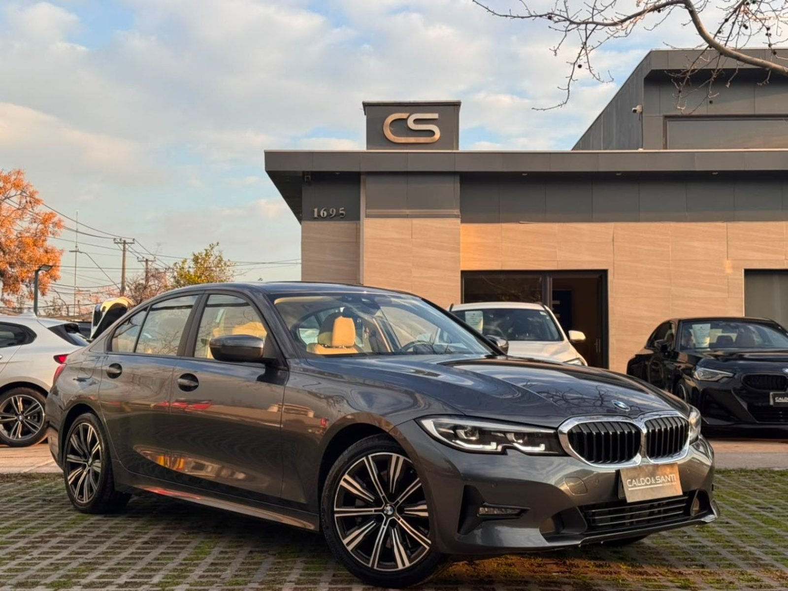 BMW 330I LIMITED 2.0 AUT 2021 - Imagen 7 de 10